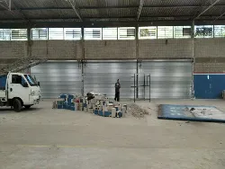 Portas de Enrolar Furadinha no Nordeste Imagem